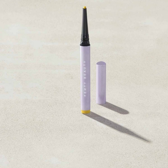 Fenty Beauty Other - Fenty "Grillz" Flyliner